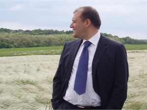 Добкин представил предвыборную программу