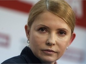 Тимошенко после Донецка приехала в Луганск