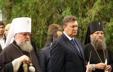 Где в Донбассе Янукович помолится на Пасху? 