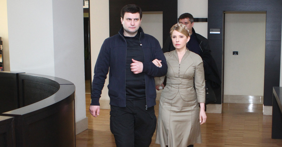 Тимошенко прилетела в Донецк на 