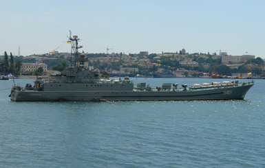 Украинские корабли вышли из бухты Донузлав и напрвились в Одессу