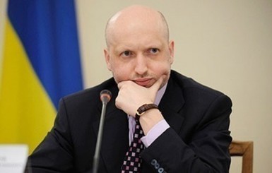 Турчинов переназначил Луценко своим советником