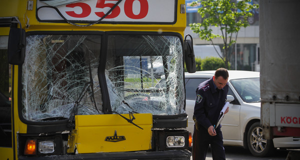 Пассажиры разбившегося в Киеве автобуса: 