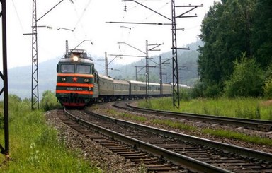 В Славянске парализовано движение поездов
