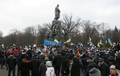 Харьковчан просят не ходить на митинги
