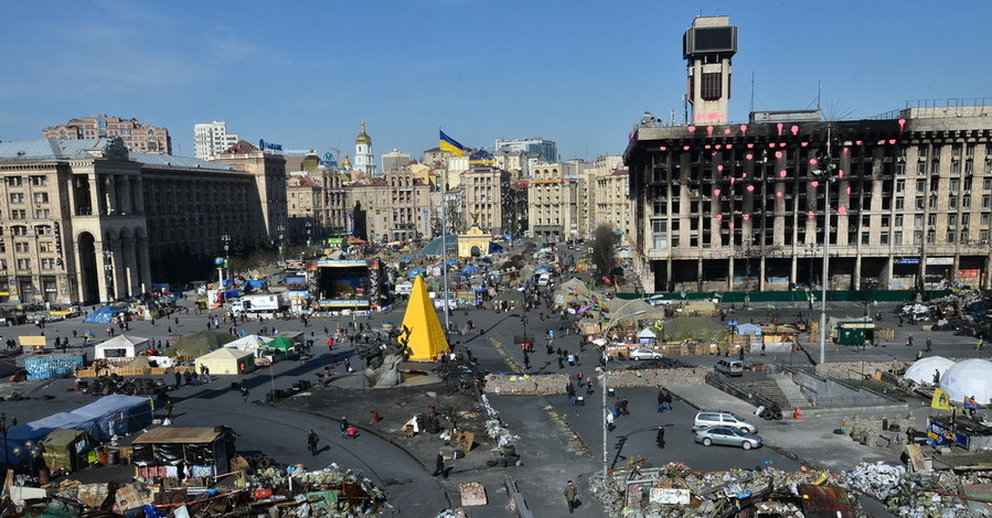 Киевские медики: чаще всего с Майдана привозят с черепно-мозговыми травмами