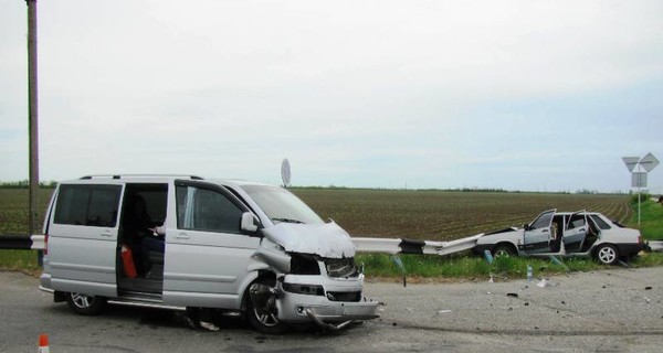 Авария в Херсонской области: погибли три человека
