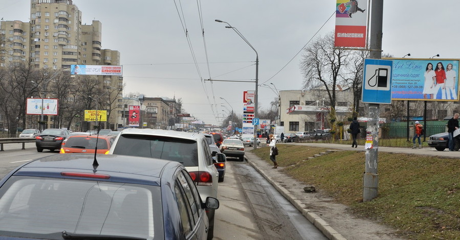 В Киеве ночью ожидают десятибалльные пробки