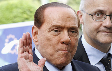 Берлускони начал отбывать наказание в доме престарелых