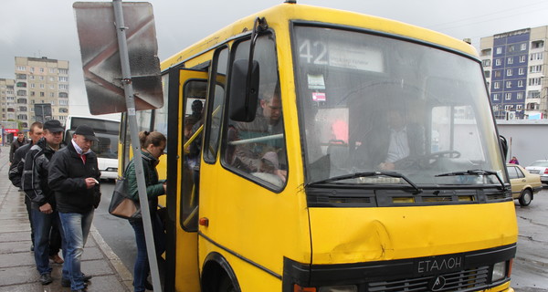 Во Львове чиновники взялись за проверку качества перевозок пассажиров в маршрутках