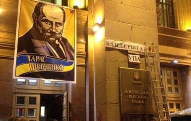 Владимир Бондаренко: здание КГГА откроют 25 мая