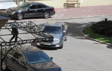 Харьковские чиновники избавятся от казенных авто