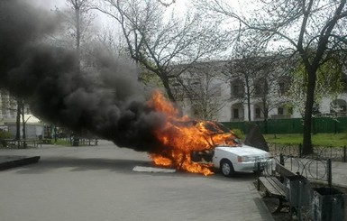 В центре Киева горела автокофейня