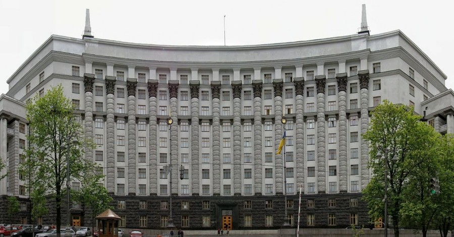 Семьям погибших участников Майдана выделили 11,7 миллионов гривен помощи