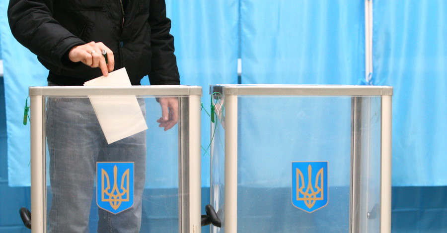 Большинство кандидатов в президенты проголосуют в Киеве