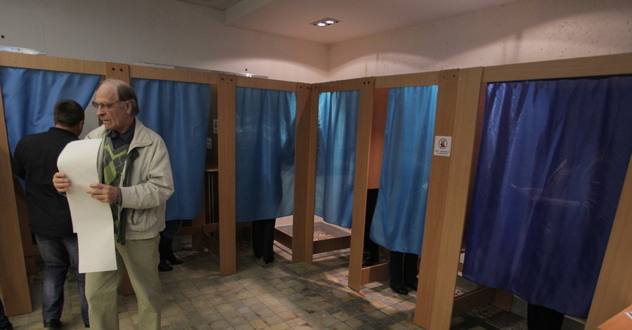 Выборы президента Украины на юге Донбасса не начались из-за отсутствия бюллетеней