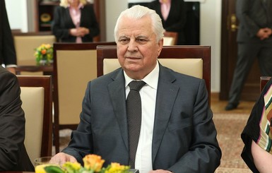 Леонид Кравчук голосует в Венгрии