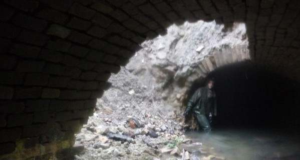 В Киеве обрушился подземный коллектор