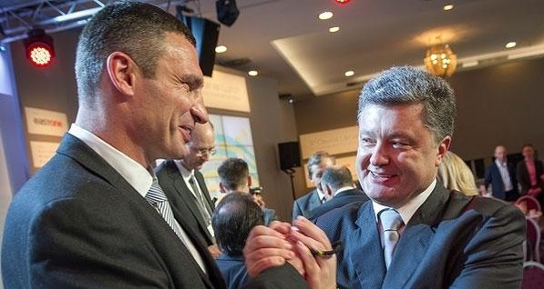 Первые шаги тандема Порошенко и Кличко: перетрусить Раду и вернуть полномочия мэру Киева