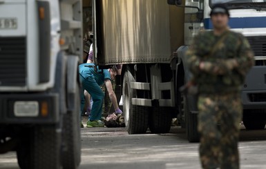 К моргам Донецка КамАЗами привозят убитых и готовятся к объявлению ЧС