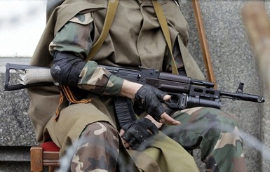 В Луганске штурмуют военную часть