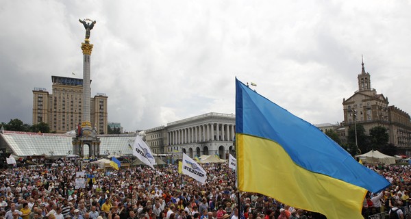 Вече в Киеве: посвящение Кличко в мэры и решение судьбы Майдана