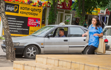 Запорожские таксисты открыли охоту на нерадивых клиентов