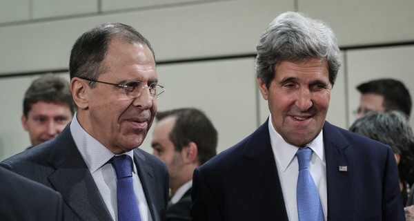 Лавров и Керри обсудят ситуацию в Украине накануне инаугурации Порошенко