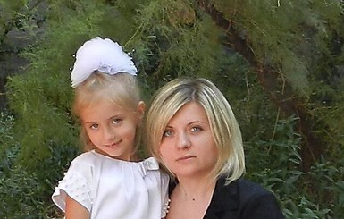 Пострадавшая во время взрыва в Николаеве не пускает к себе детей