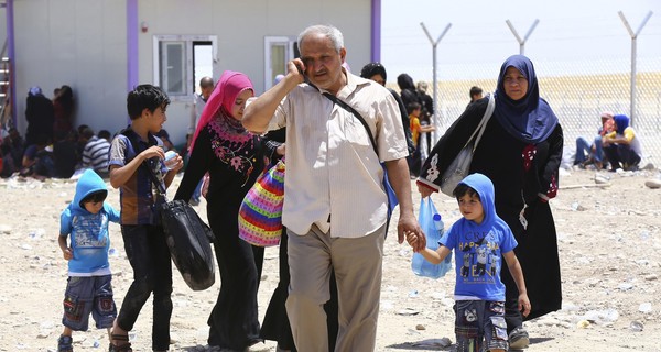 Из захваченного боевиками города в Ираке массово бегут жители