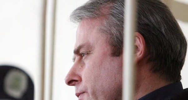 Яценюк потребовал от Генпрокурора "срочно обжаловать" решение об освобождении Лозинского