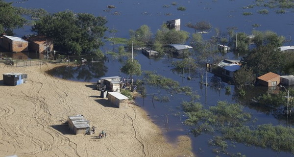 В Бразилии затопило город, принимающий ЧМ-2014