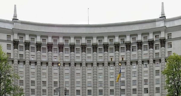 В Кабмине заявили, что пытаются стабилизировать ситуацию у посольства России