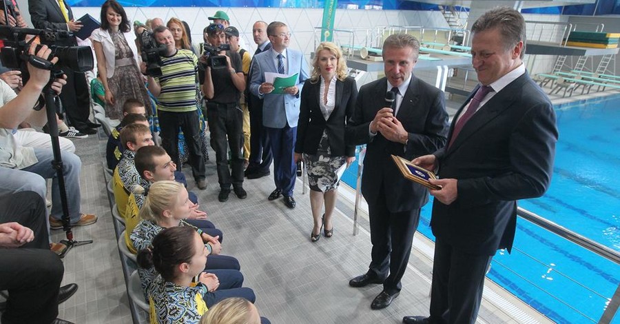 В Киеве появился бассейн сухого плаванья и олимпийские вышки