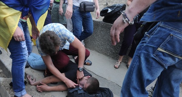Возле консульства России в Одессе задержали активистов со взрывчаткой