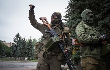 На подступах к Луганску продолжаются бои
