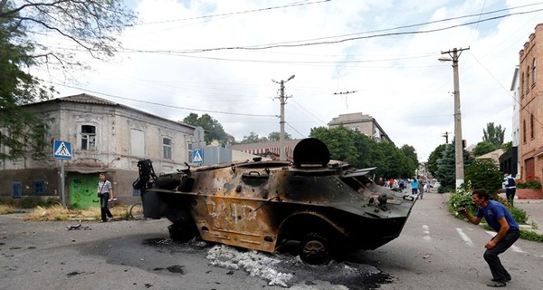 Соцсети: через Мариуполь проехала колонна военной техники