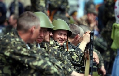 Рада собирается увеличить возраст военнообязанных