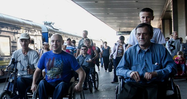 Инвалиды  Донбасса уехали в Одессу