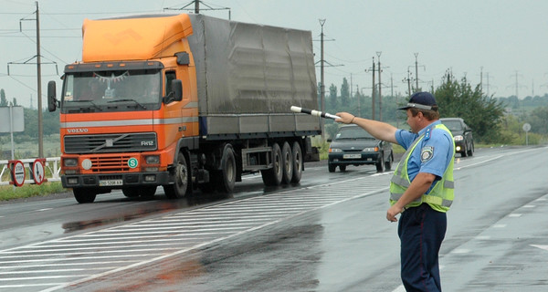 Под Одессой гаишники остановили машину с арсеналом оружия