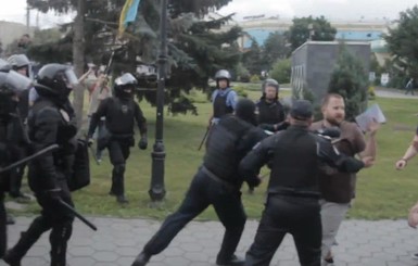 Появилось видео столкновений в Харькове