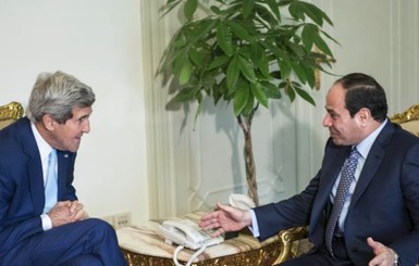 Госсекретарь Керри прибыл с неожиданным визитом в Каир