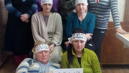 На шахтах в Донецкой области женщины голодают девятый день