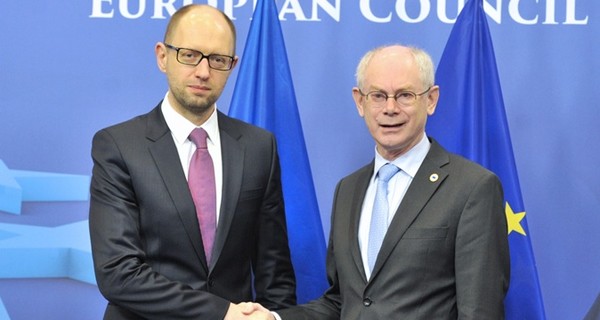 Яценюк: Украина готова публично проводить консультации по ассоциации с ЕС