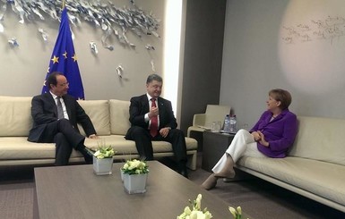 Порошенко встретился с Меркель и Олландом