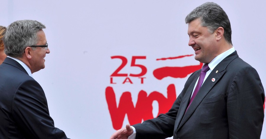 Порошенко обсудил мирный план с президентом Польши