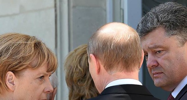 Порошенко, Меркель, Путин и Олланд обсудили проведение очередных переговоров на востоке