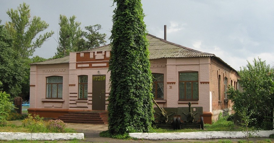 Музей Славянска работает и под грохот канонады 