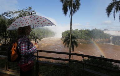 Наводнение в Южной Америке выгнало 360 тысяч людей из домов