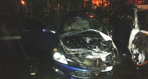 За сутки в Киеве сгорели три автомобиля